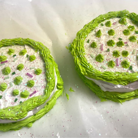 (4) GRINCH Faux Ornaments - Picture 2 of 7